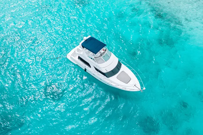 Eden Luca Blue, Aerial Over Turquoise